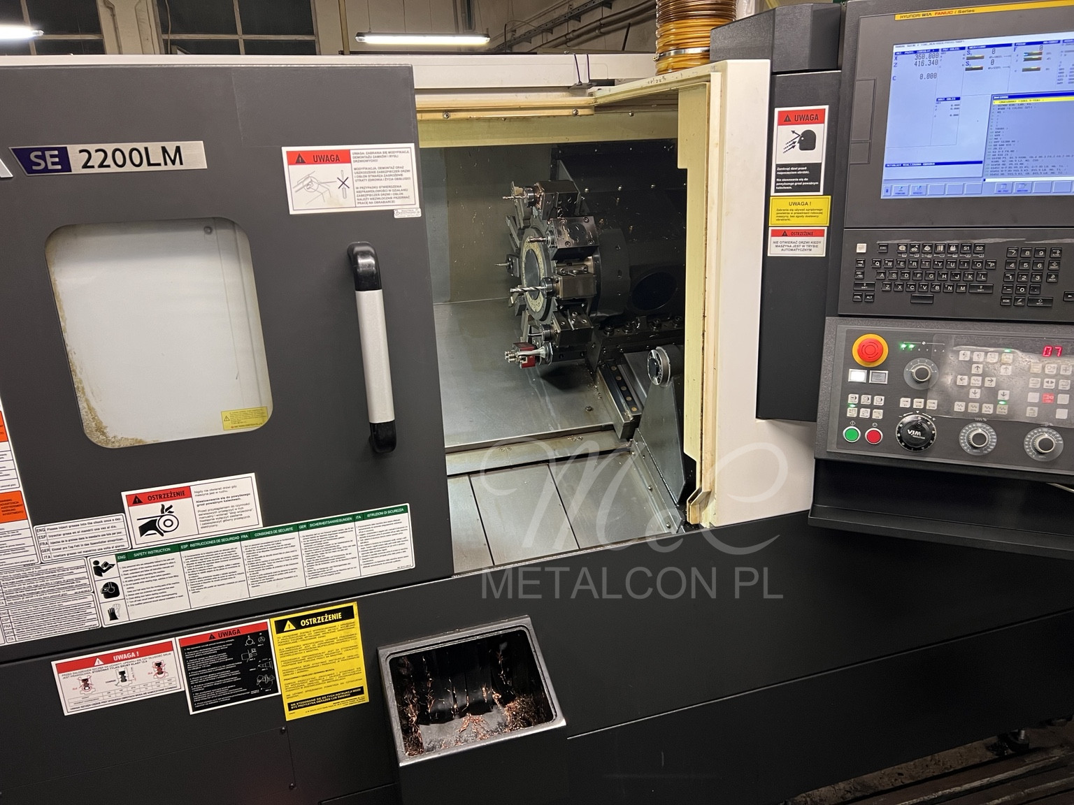 Hyundai WIA SE 2200LM lathe at the METALCON plant